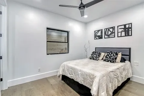 1406 Fairview Avenue Houston TX 77006