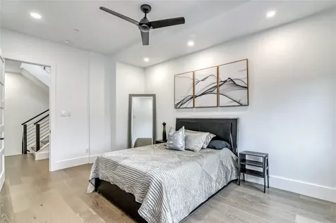1406 Fairview Avenue Houston TX 77006
