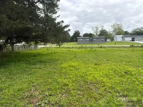1301 Minglewood Road Liberty TX 77575