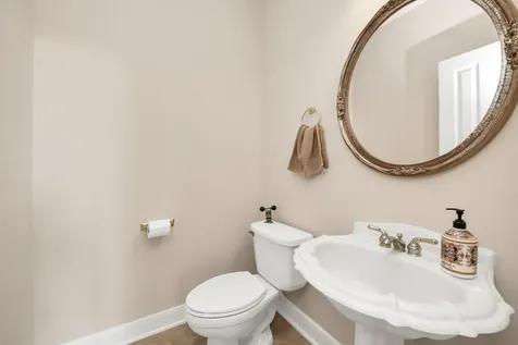 11 Stone Terrace Sugar Land TX 77479