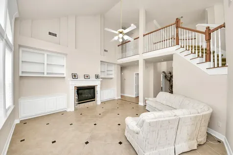 11 Stone Terrace Sugar Land TX 77479