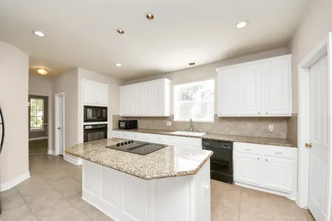 11 Stone Terrace Sugar Land TX 77479