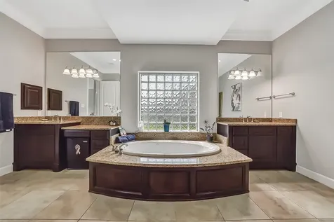 3104 Richard Lane Friendswood TX 77546