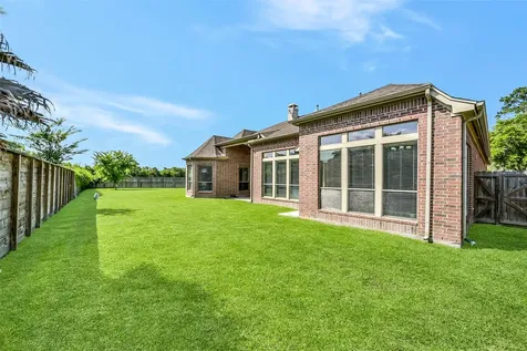 3104 Richard Lane Friendswood TX 77546