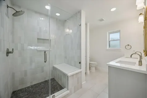 1006 Cheshire Lane Houston TX 77018