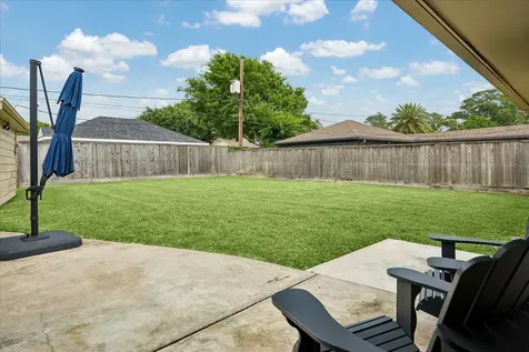 1006 Cheshire Lane Houston TX 77018