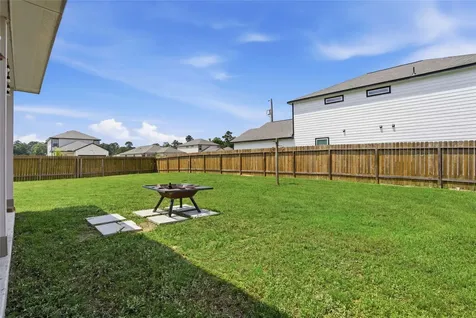 10924 Independence Road Cleveland TX 77328