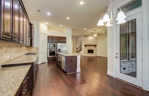 10202 S Goshawk Trail Conroe TX 77385