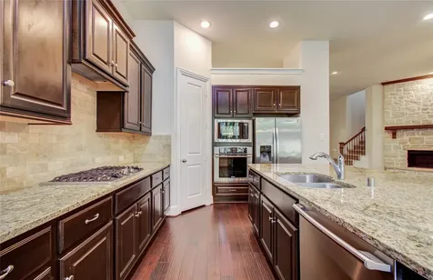 10202 S Goshawk Trail Conroe TX 77385