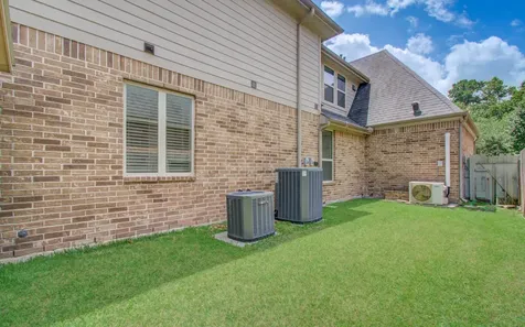 10202 S Goshawk Trail Conroe TX 77385