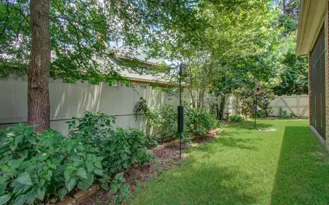 10202 S Goshawk Trail Conroe TX 77385