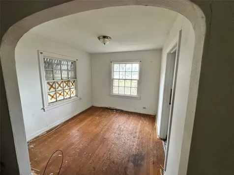 2015 Des Jardines Street Houston TX 77023