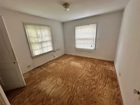 2015 Des Jardines Street Houston TX 77023