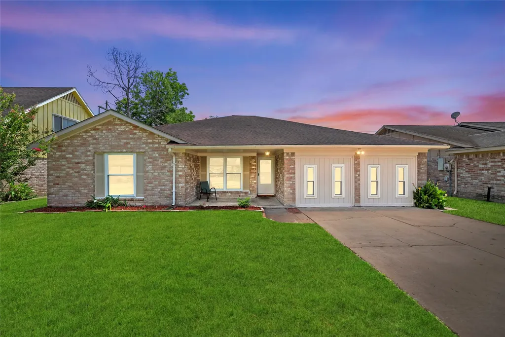 12211 Pine Knoll Drive Houston TX 77099