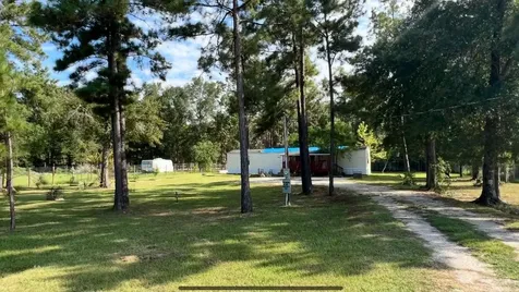 406 County Road 3415 Cleveland TX 77327
