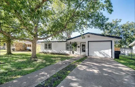 804 N Milam Street Fredericksburg TX 78624