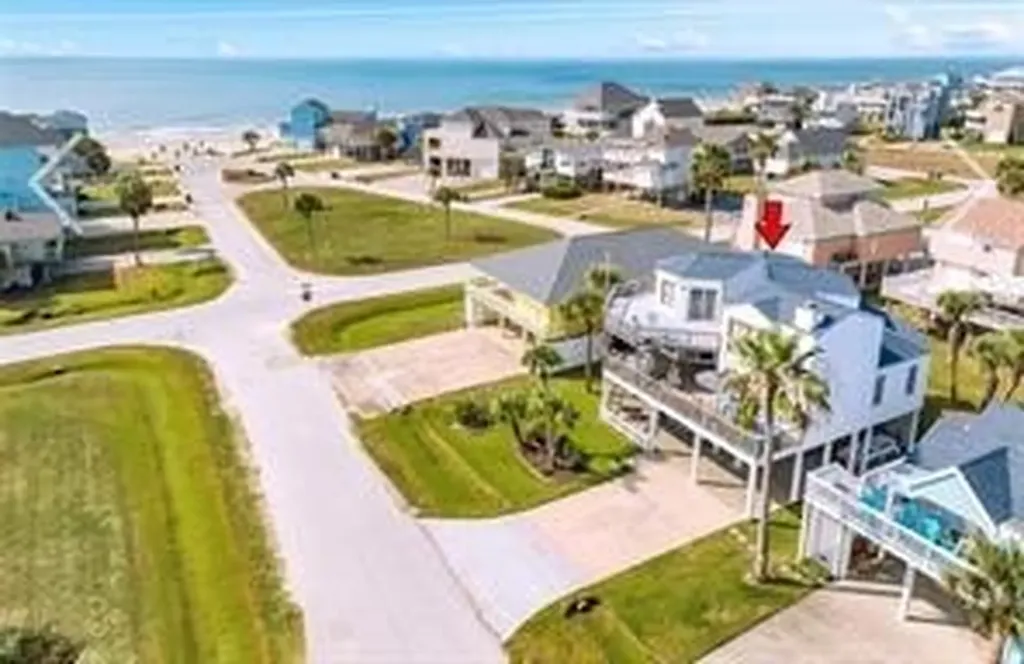 4119 Campeche Court Galveston TX 77554