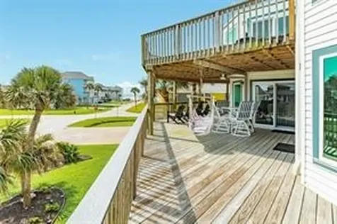 4119 Campeche Court Galveston TX 77554