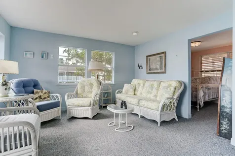 308 Bay Avenue Kemah TX 77565