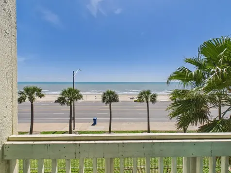 7000 Seawall Boulevard 1032 Galveston TX 77551