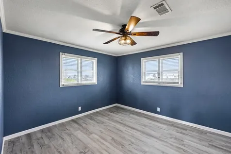 7210 Beau Terre Street Hitchcock TX 77563