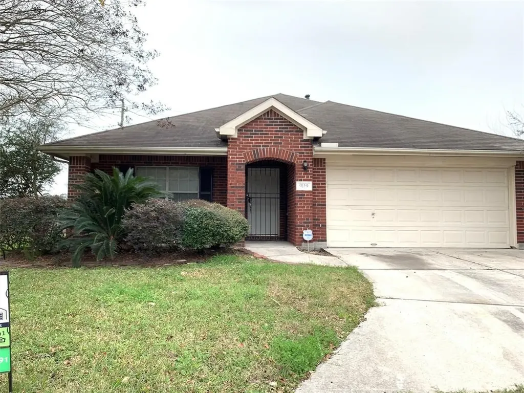 9119 Melody Park Lane Houston TX 77044