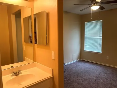 9119 Melody Park Lane Houston TX 77044