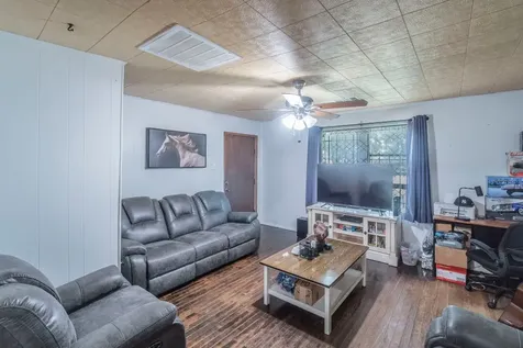 1009 Wainwright Street Houston TX 77022