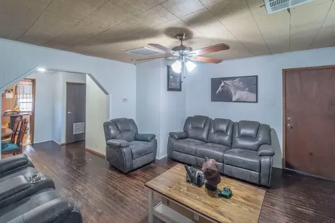 1009 Wainwright Street Houston TX 77022