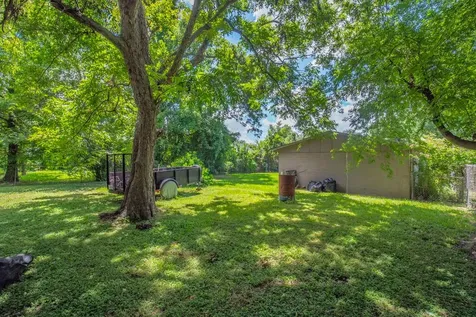 1009 Wainwright Street Houston TX 77022