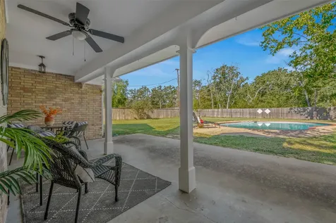 1403 Post Oak Circle College Station TX 77840