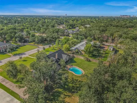 1403 Post Oak Circle College Station TX 77840