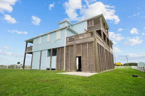 810 4th Street Port Bolivar TX 77650
