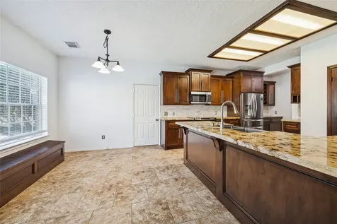 2827 Spring Lakes Missouri City TX 77459