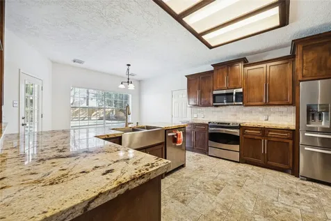 2827 Spring Lakes Missouri City TX 77459