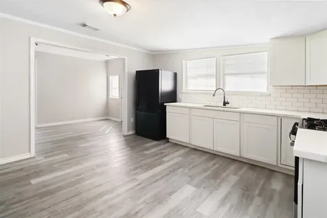 204 Hafer Street Baytown TX 77520