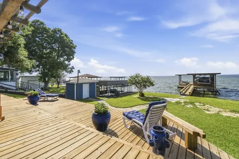 151 Lakeview Drive Point Blank TX 77364