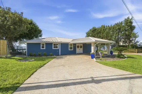 151 Lakeview Drive Point Blank TX 77364