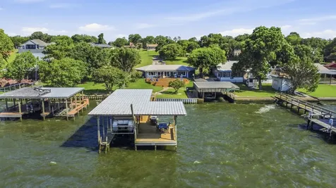151 Lakeview Drive Point Blank TX 77364