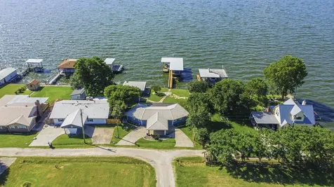 151 Lakeview Drive Point Blank TX 77364