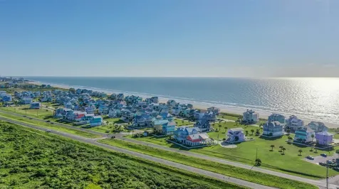11727 Opihi Galveston TX 77554