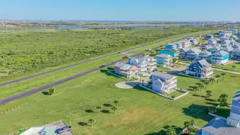 11727 Opihi Galveston TX 77554