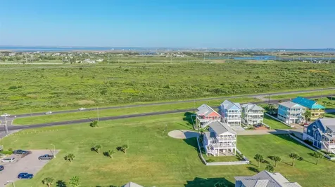 11727 Opihi Galveston TX 77554