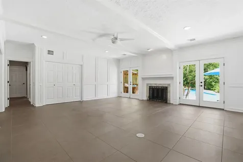 587 Melmont Street Conroe TX 77302