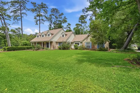 587 Melmont Street Conroe TX 77302