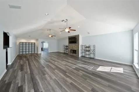 5107 Whittier Oaks Drive Friendswood TX 77546