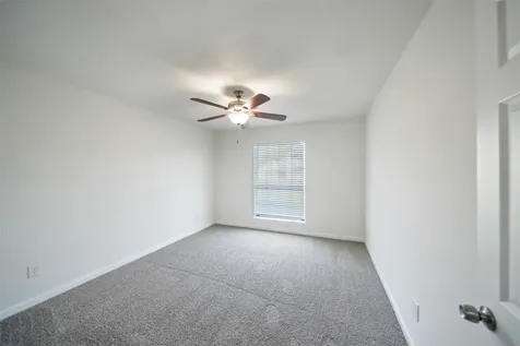 5107 Whittier Oaks Drive Friendswood TX 77546