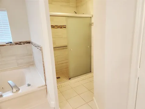 5107 Whittier Oaks Drive Friendswood TX 77546