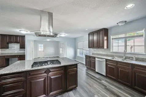 5107 Whittier Oaks Drive Friendswood TX 77546