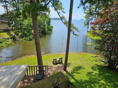 893 Lakeshore Drive Brookeland TX 75931